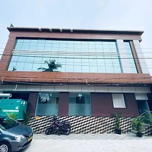  Aparthotel Majestic India